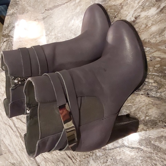 Calvin Klein Shoes - Calvin Klein Leather 3 inch Zipper boot Size 6 1/2 M